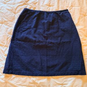 L.L. Bean Favorite Fit Navy Eyelet Skirt – Size 10 – Lined